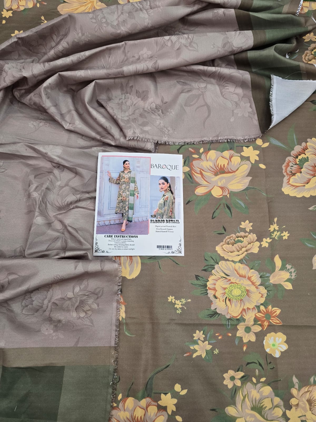 Karandi Unstitched 3 Piece Printed Dress - 334