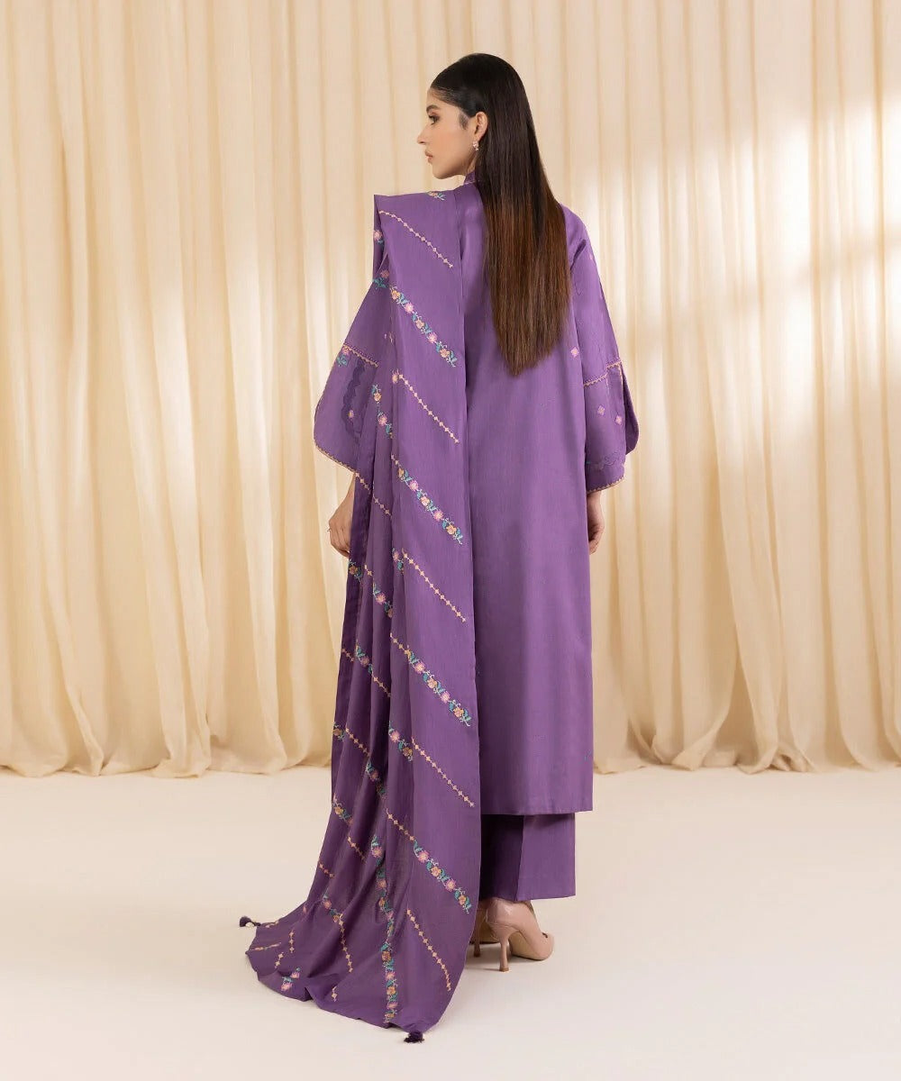 Winter 3PC Dhanak Embroidered Suit - 428