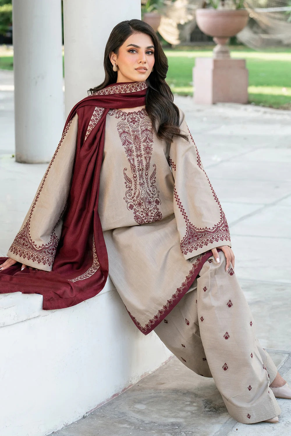 3PC Dhanak Embroidered Suit - 300