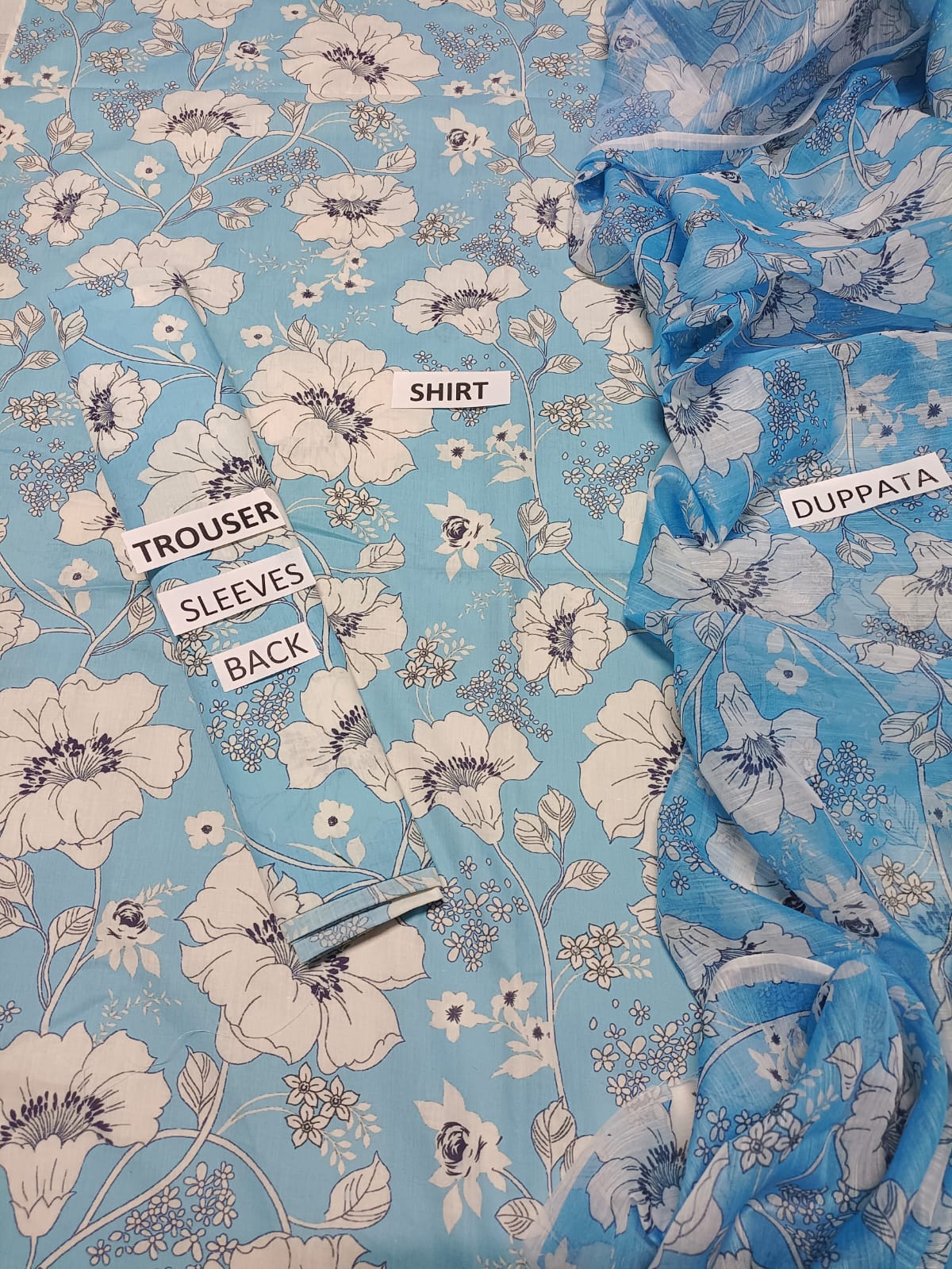Lawn Unstitched 3 Piece Printed Dress - 322