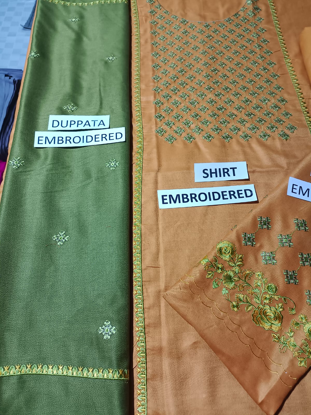Dhanak Unstitched 3 Piece Embroidered Dress - 288