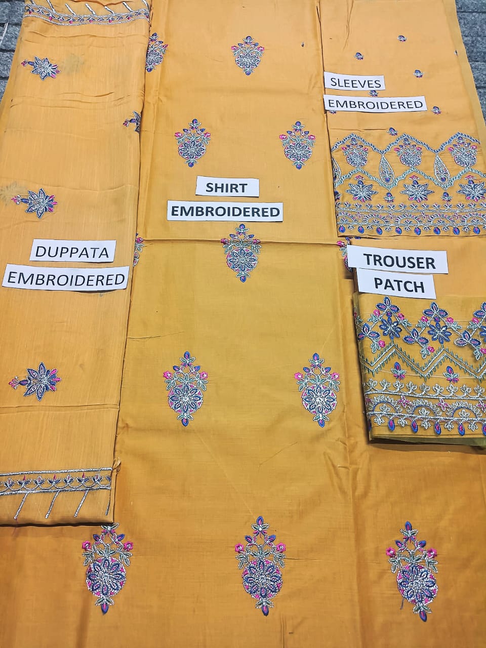 Lawn Unstitched 3 Piece Embroidered Dress -200