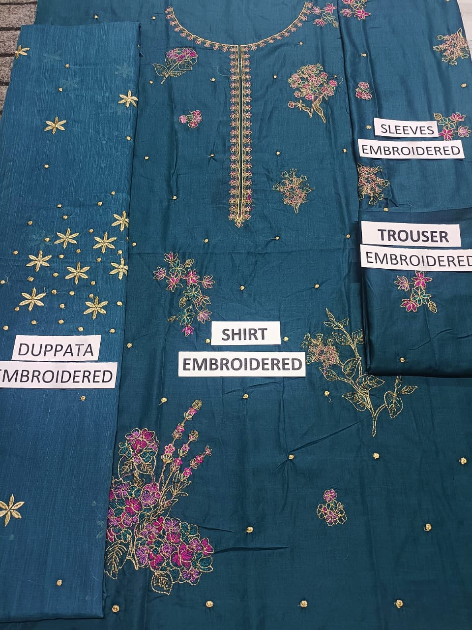 Lawn Unstitched 3 Piece Embroidered Dress -205