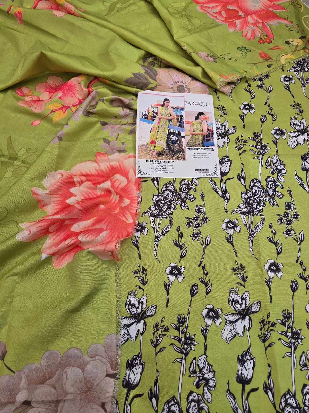 Karandi Unstitched 3 Piece Printed Dress - 326