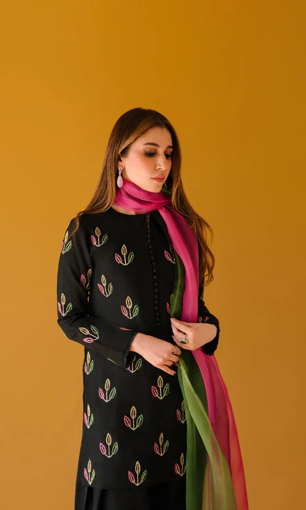 Khaddar 3 Piece Embroidered Dress - 390