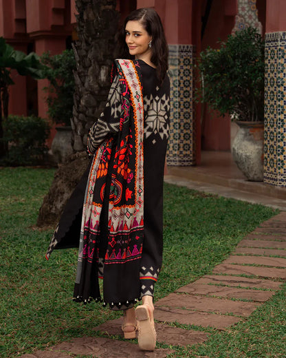 Winter 3PC Karandi Digital Print Dress - 442