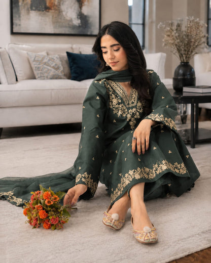 Summer Unstitched 3PCs Sequin  Embroidered Lawn Dress With Net Dupatta - 487