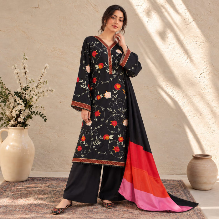 Winter Stitched Khaddar 3PC Embroidered Suit - TW 05