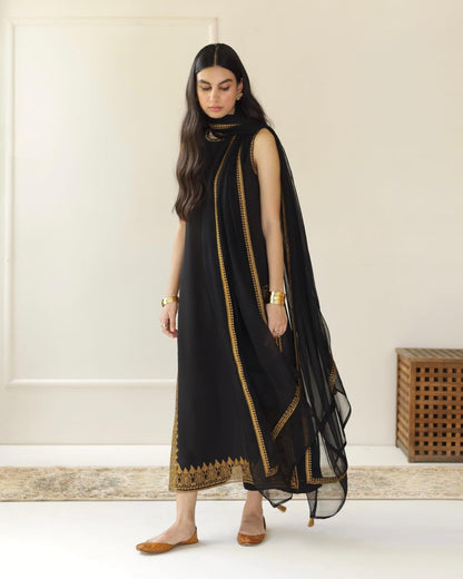 Linen 3 Piece Embroidered Dress - 211