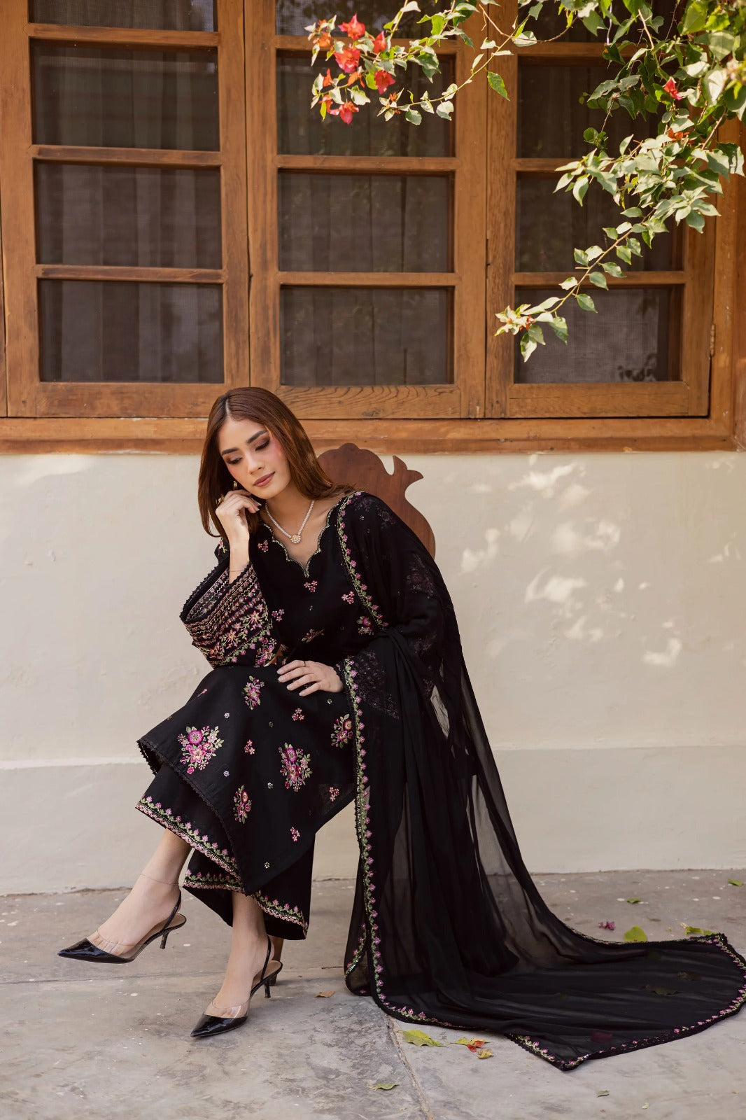 Summer Unstitched 3PCs Embroidered Lawn Dress With Chiffon Dupatta - 479