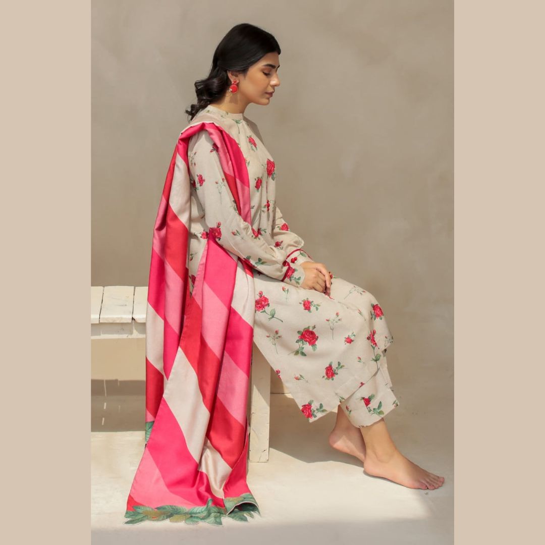Lawn Unstitched 3 Piece Printed Dress - 77