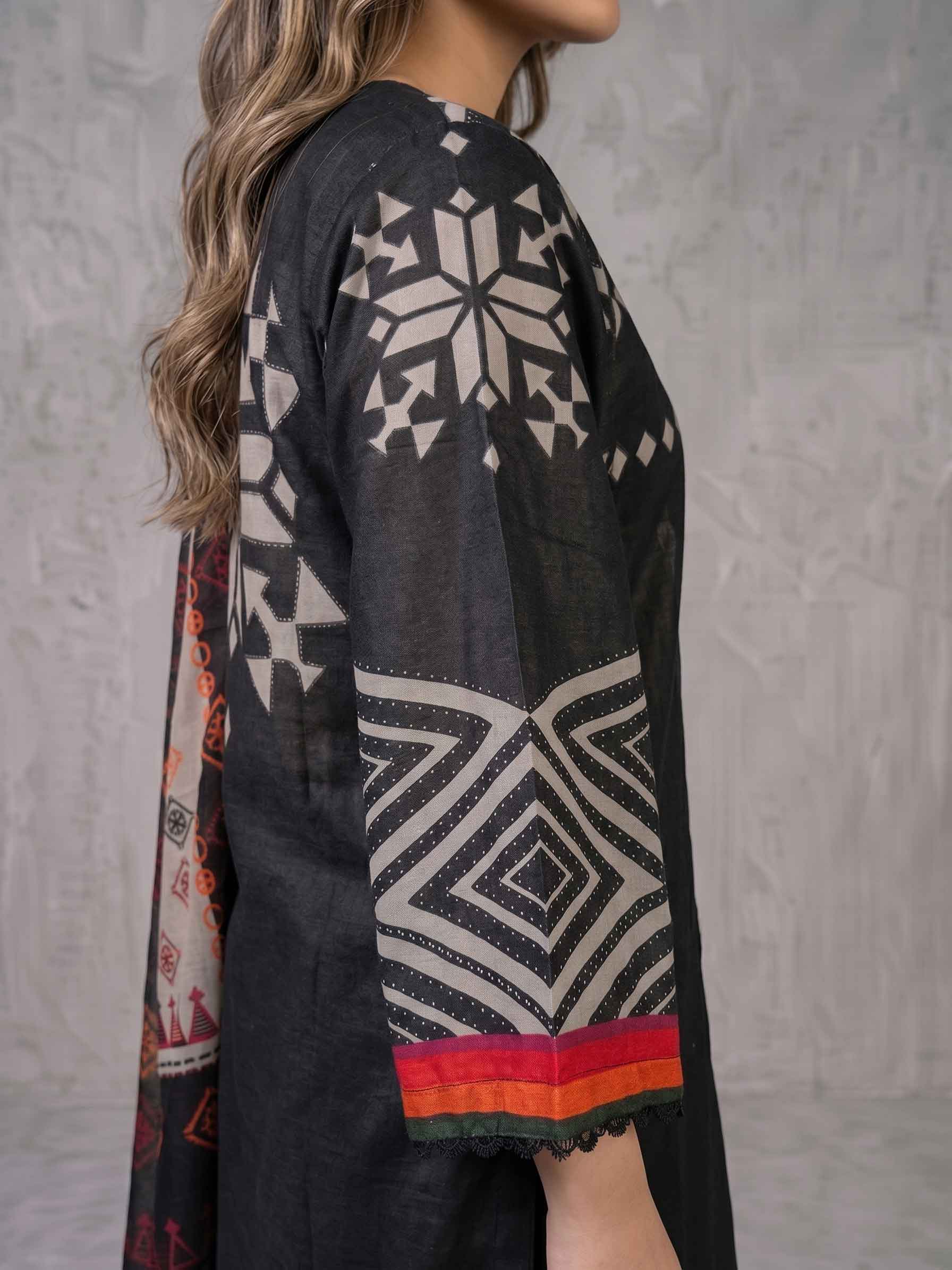 Winter Stitched 3PC Karandi Digital Print Dress - TW 09