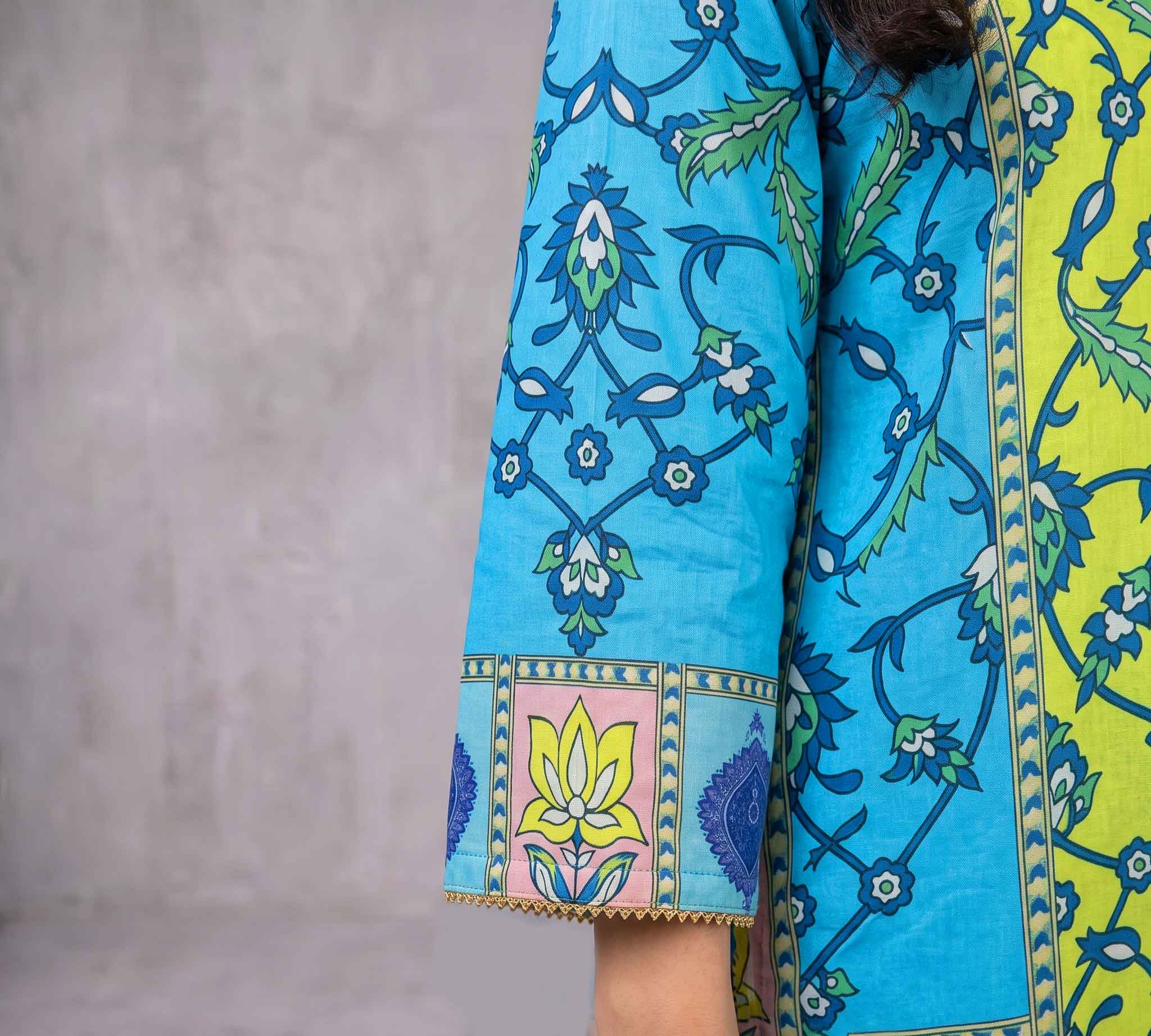 Winter Stitched 3PCs Digital Printed Karandi Dress - TW 03