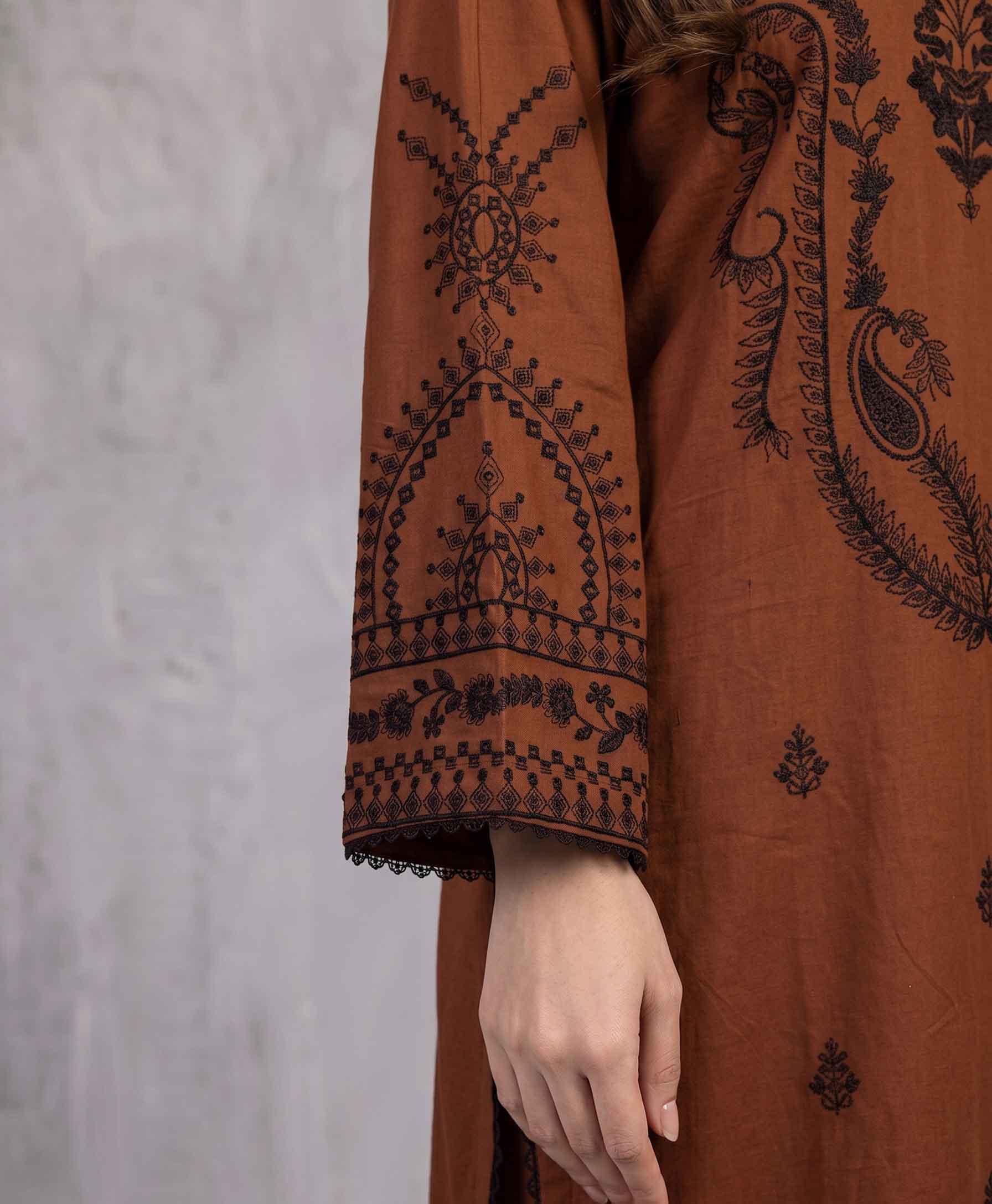Winter Stitched 3PC Dhanak Embroidered Suit - TW 18