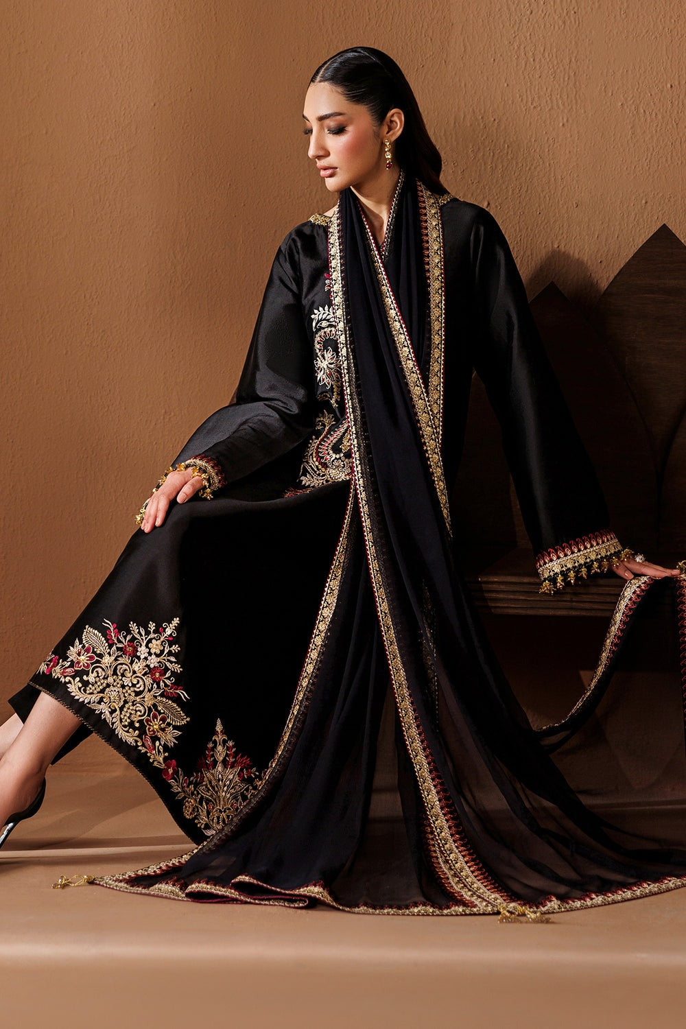 Summer Unstitched 3 Piece Embroidered Lawn Dress - 502