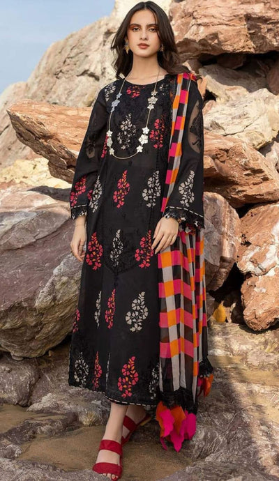 Karandi 3 Piece Printed Dress - 323