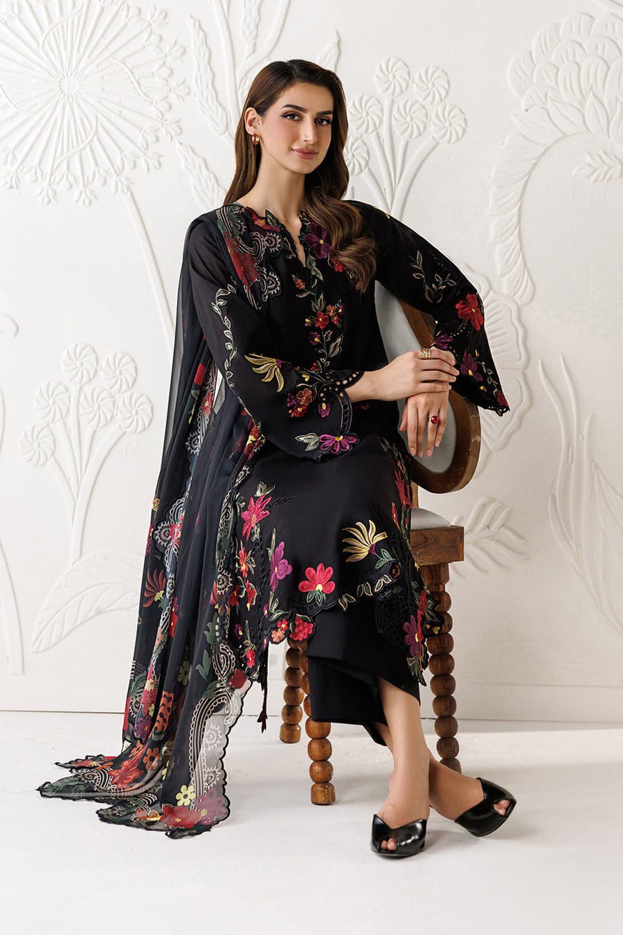 Summer Unstitched 3 Piece Embroidered Lawn Dress - 501