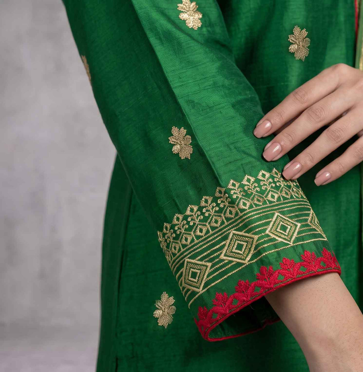Winter Stiched 3 Piece Kataan Silk Embroidered Dress - TW 10