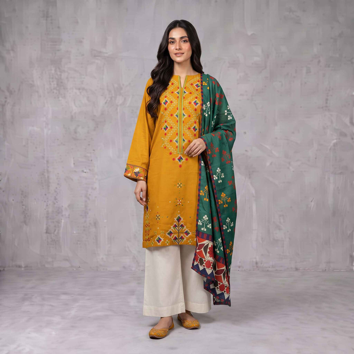 Winter Stitched Dhanak 3 Piece Embroidered Dress - TW 15