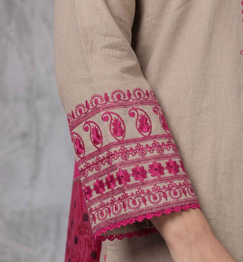Winter Stitched 3PC Dhanak Embroidered Suit - TW 13