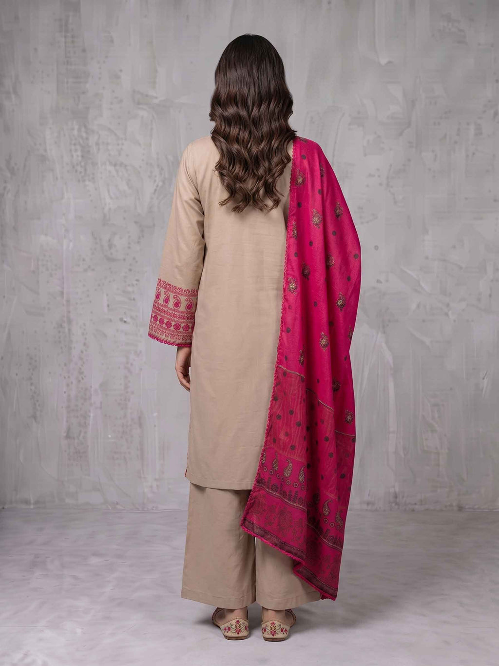 Winter Stitched 3PC Dhanak Embroidered Suit - TW 13